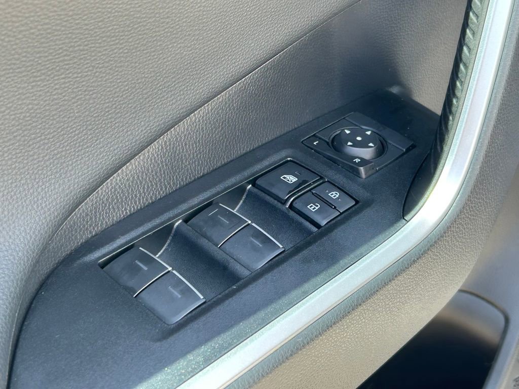 Used 2025 Toyota RAV4 Limited FWD image 23
