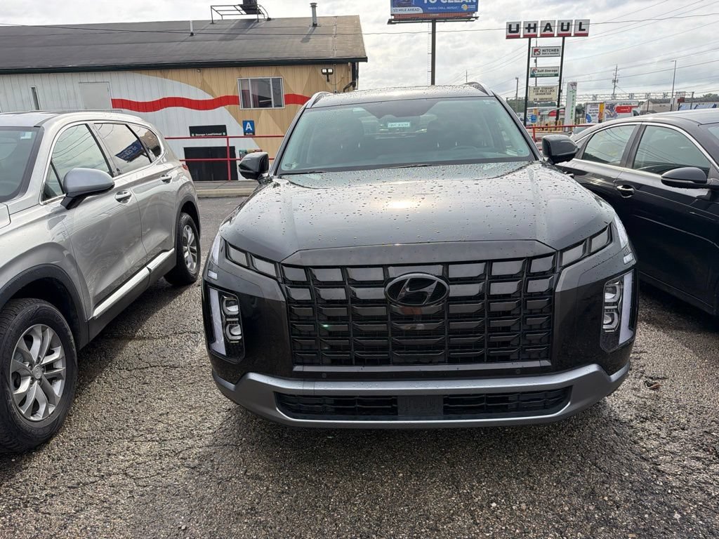 Used 2023 Hyundai Palisade Limited w/ Winter Package AWD/4WD image 7