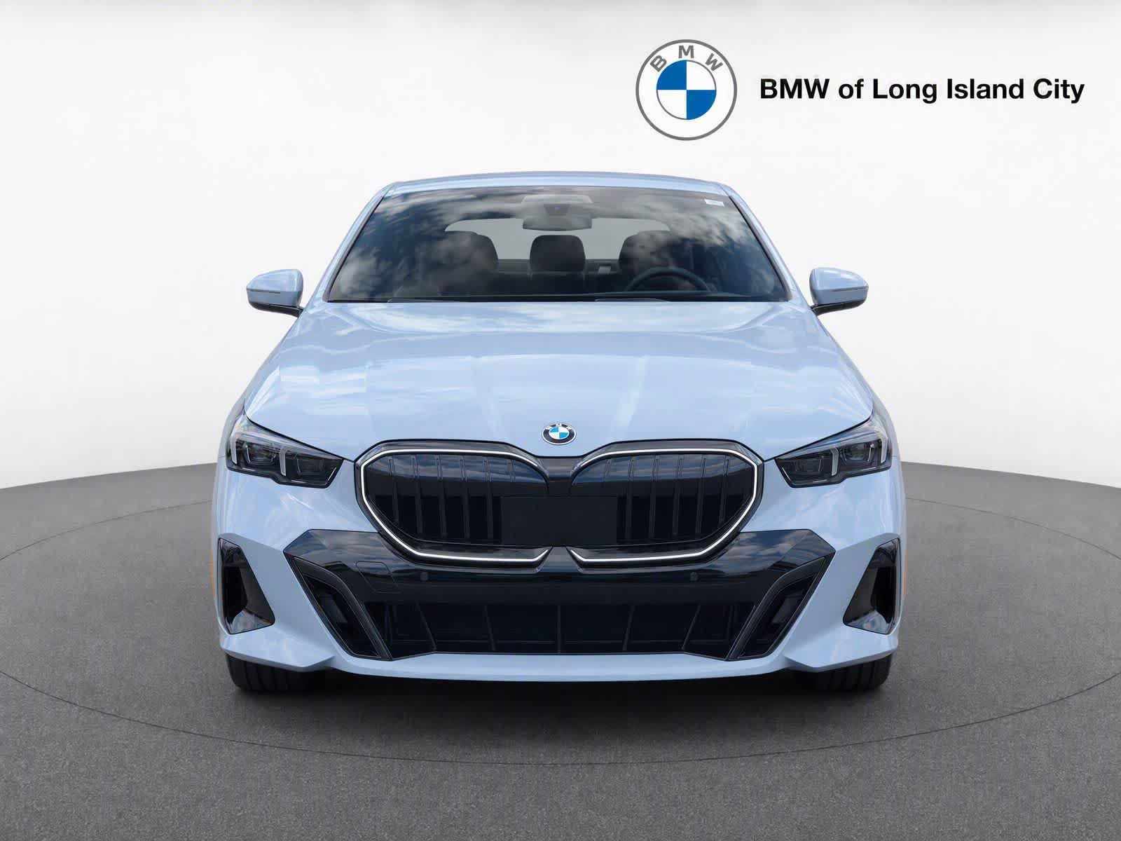 New 2027 BMW 530i xDrive w/ M Sport Package AWD/4WD image 2
