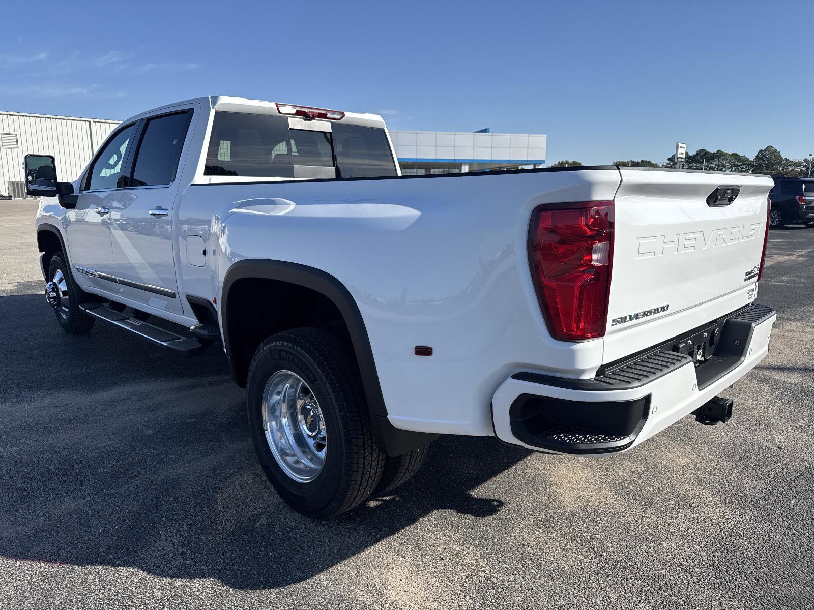 New 2026 Chevrolet Silverado 3500 High Country w/ Technology Package image 3