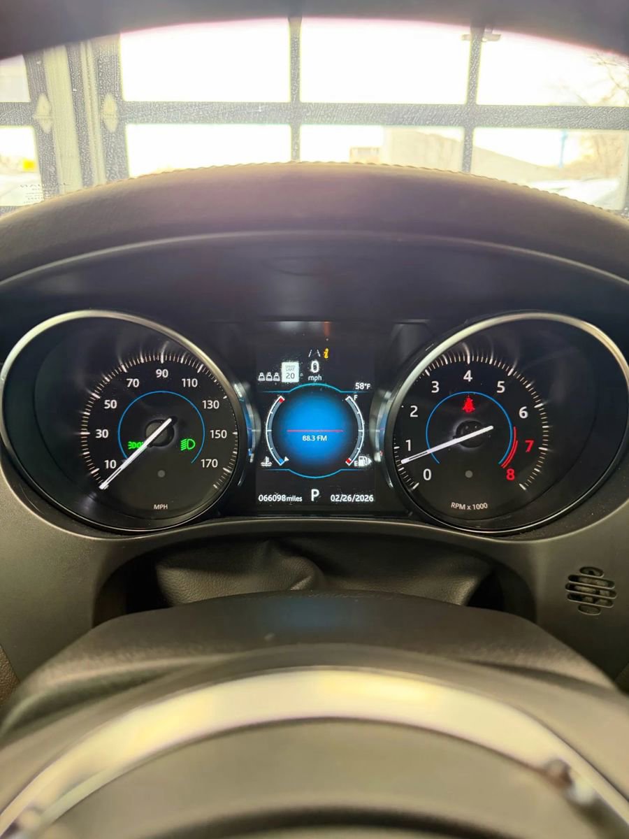 Used 2020 Jaguar F-PACE Prestige image 29