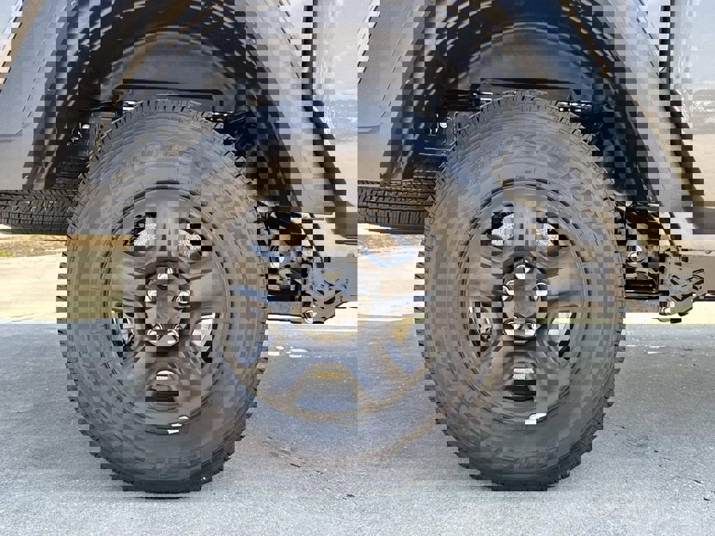 New 2026 Jeep Gladiator Sport image 15