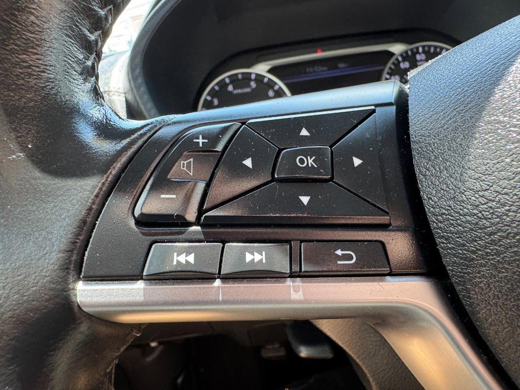 Used 2021 Nissan Sentra SV image 16