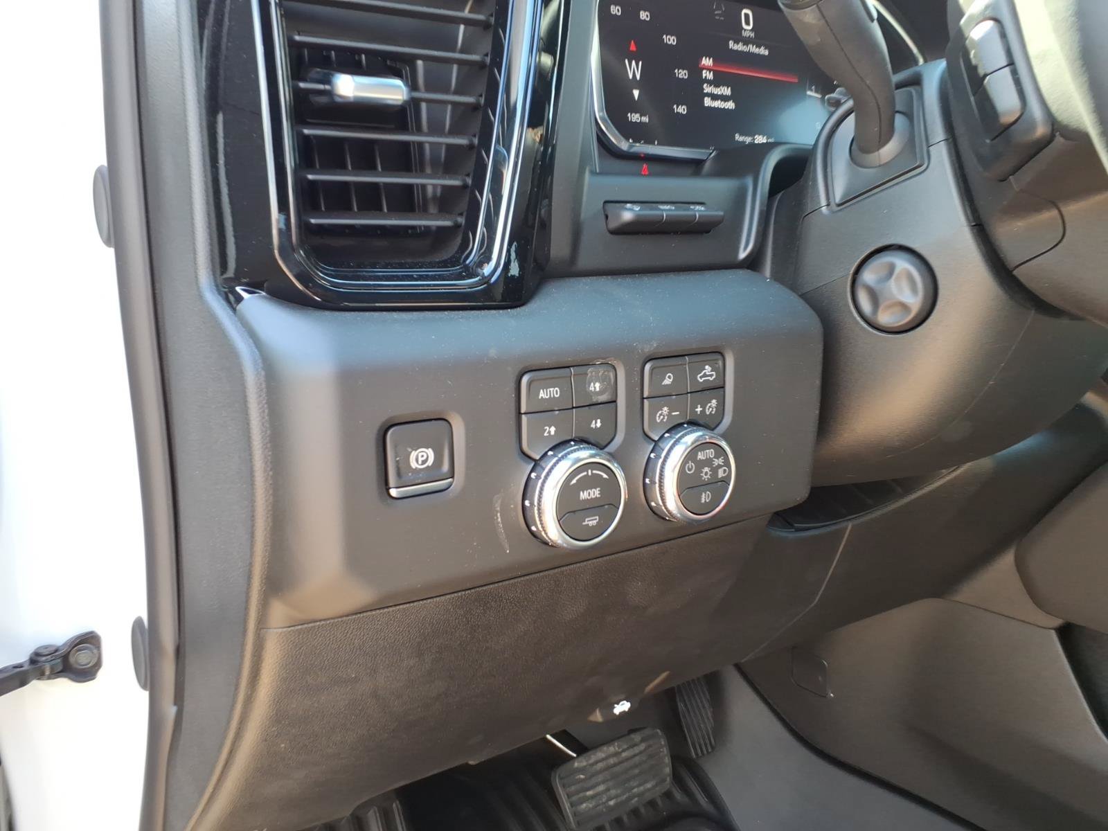 New 2026 GMC Sierra 1500 AT4 w/ AT4 Premium Package AWD/4WD image 9