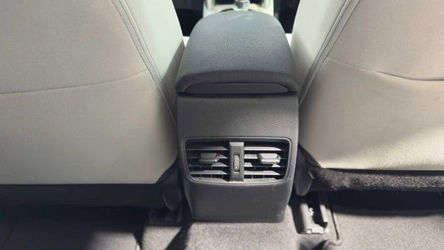 Used 2023 Toyota Corolla Cross L AWD/4WD image 14