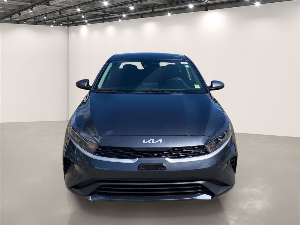 Certified 2023 Kia Forte LXS FWD image 3