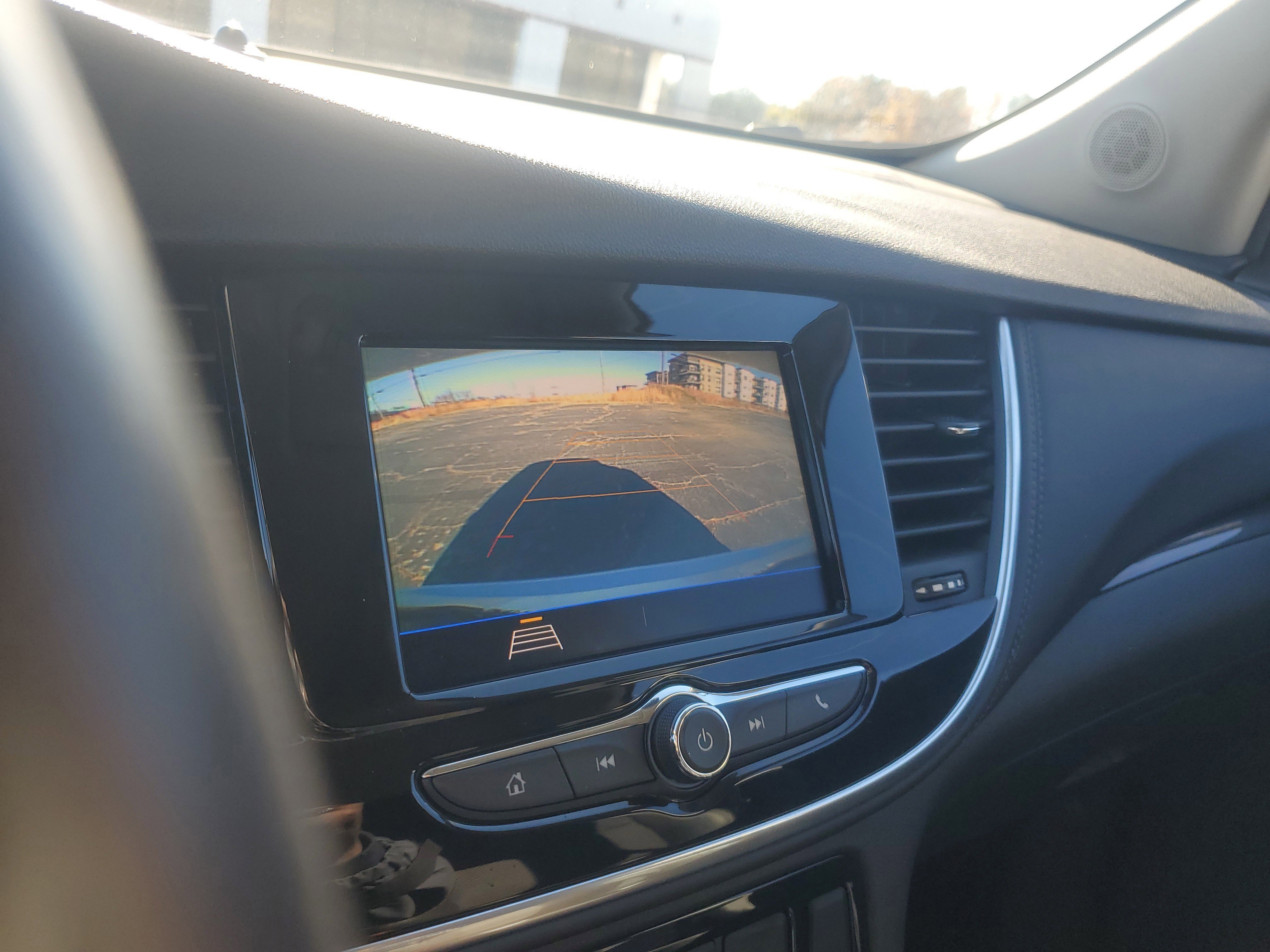 Used 2022 Buick Encore Preferred w/ Safety Package image 24