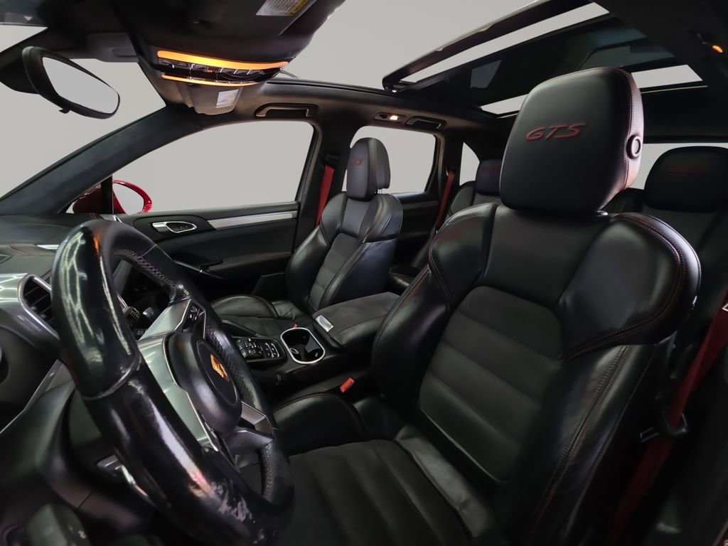 Used 2016 Porsche Cayenne GTS AWD/4WD image 10