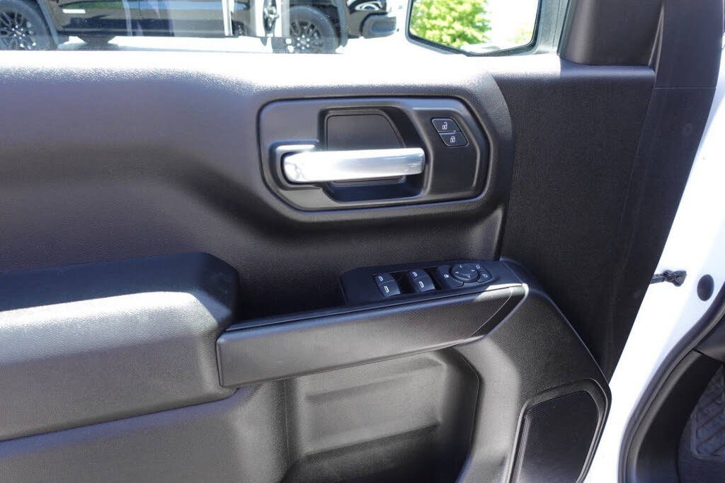 Used 2023 GMC Sierra 1500 Pro w/ Graphite Edition AWD/4WD image 16