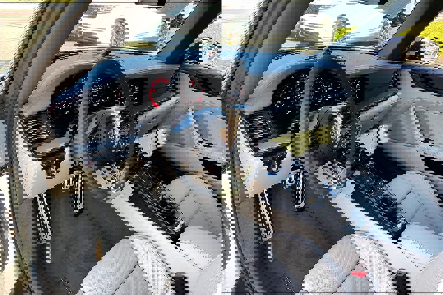 Used 2023 Porsche 911 Carrera GTS w/ Premium Package image 16