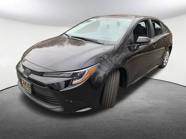 New 2026 Toyota Corolla LE FWD image 5