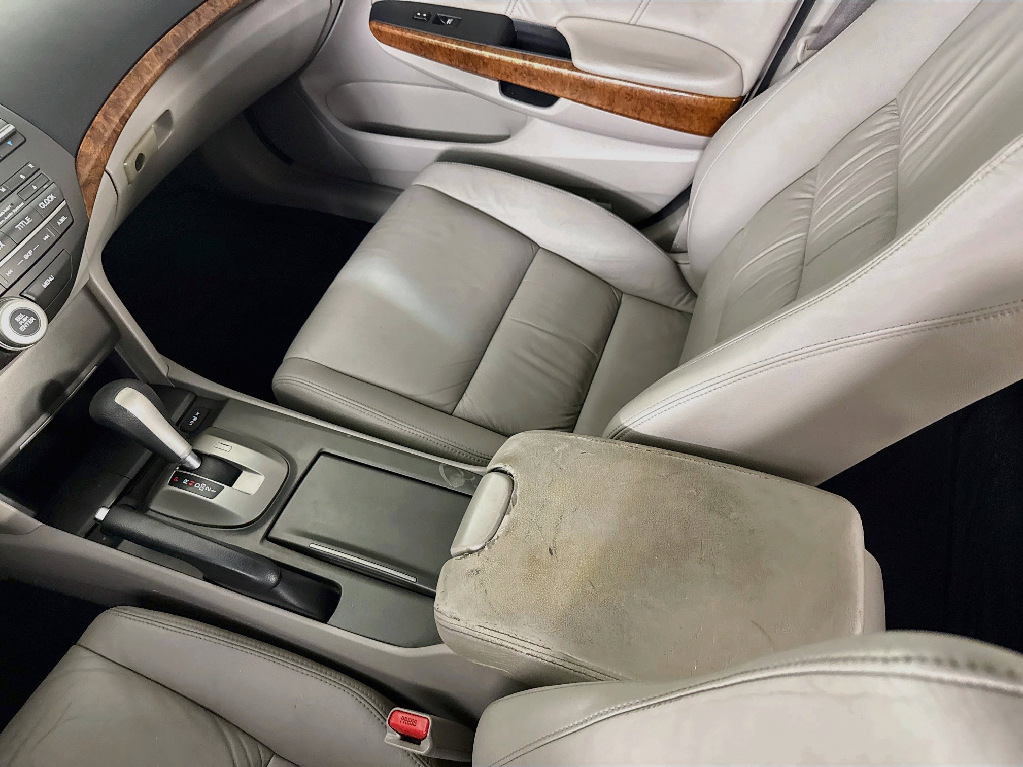 Used 2011 Honda Accord EX-L image 27