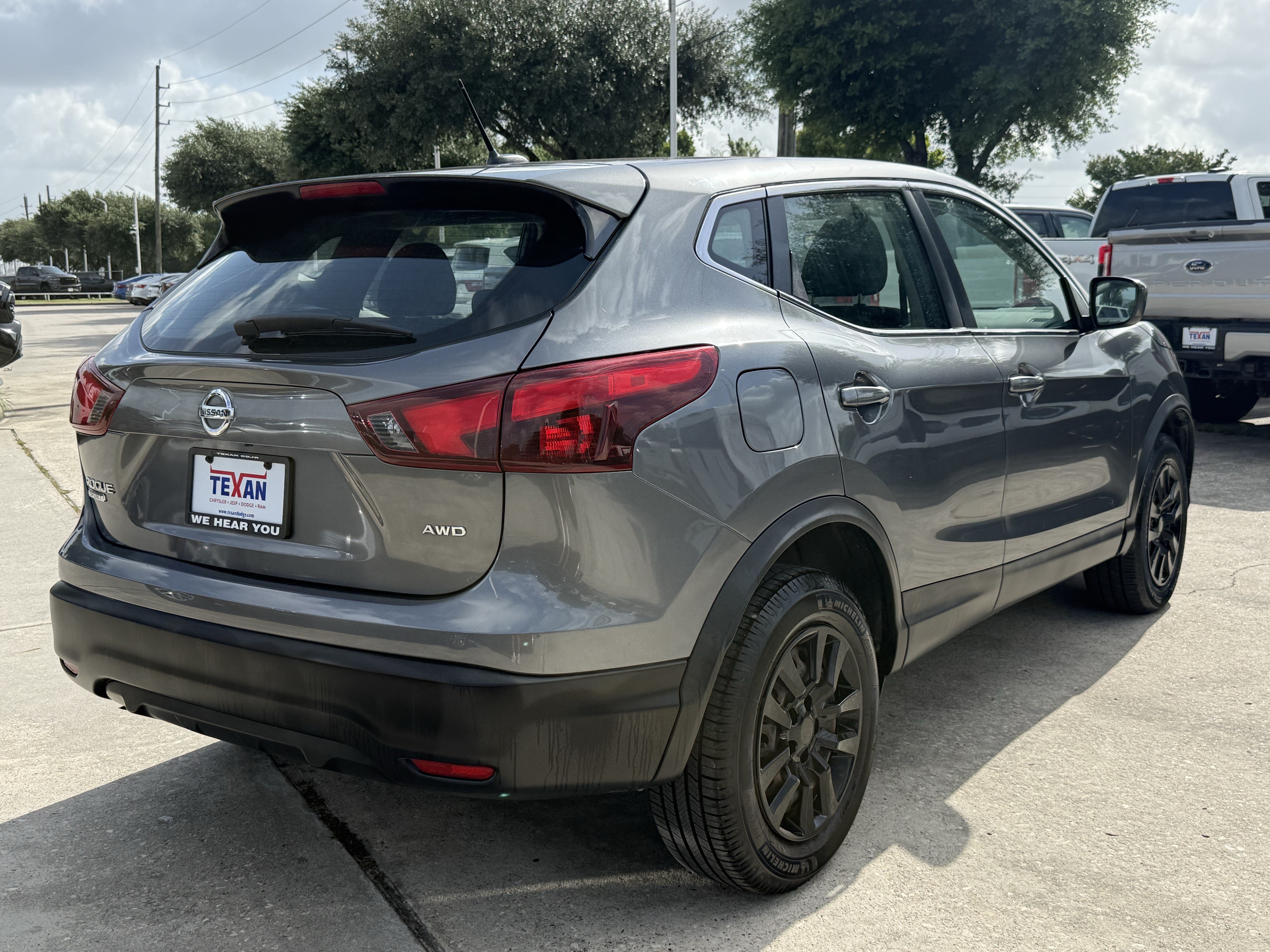 Used 2019 Nissan Rogue Sport S AWD/4WD image 5