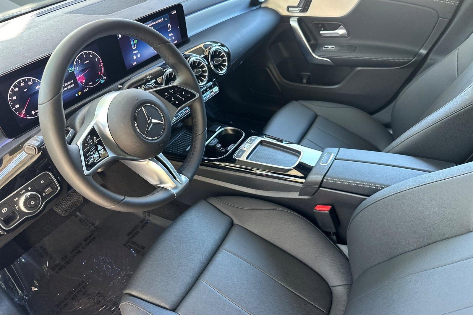 Used 2026 Mercedes-Benz CLA 250 image 4
