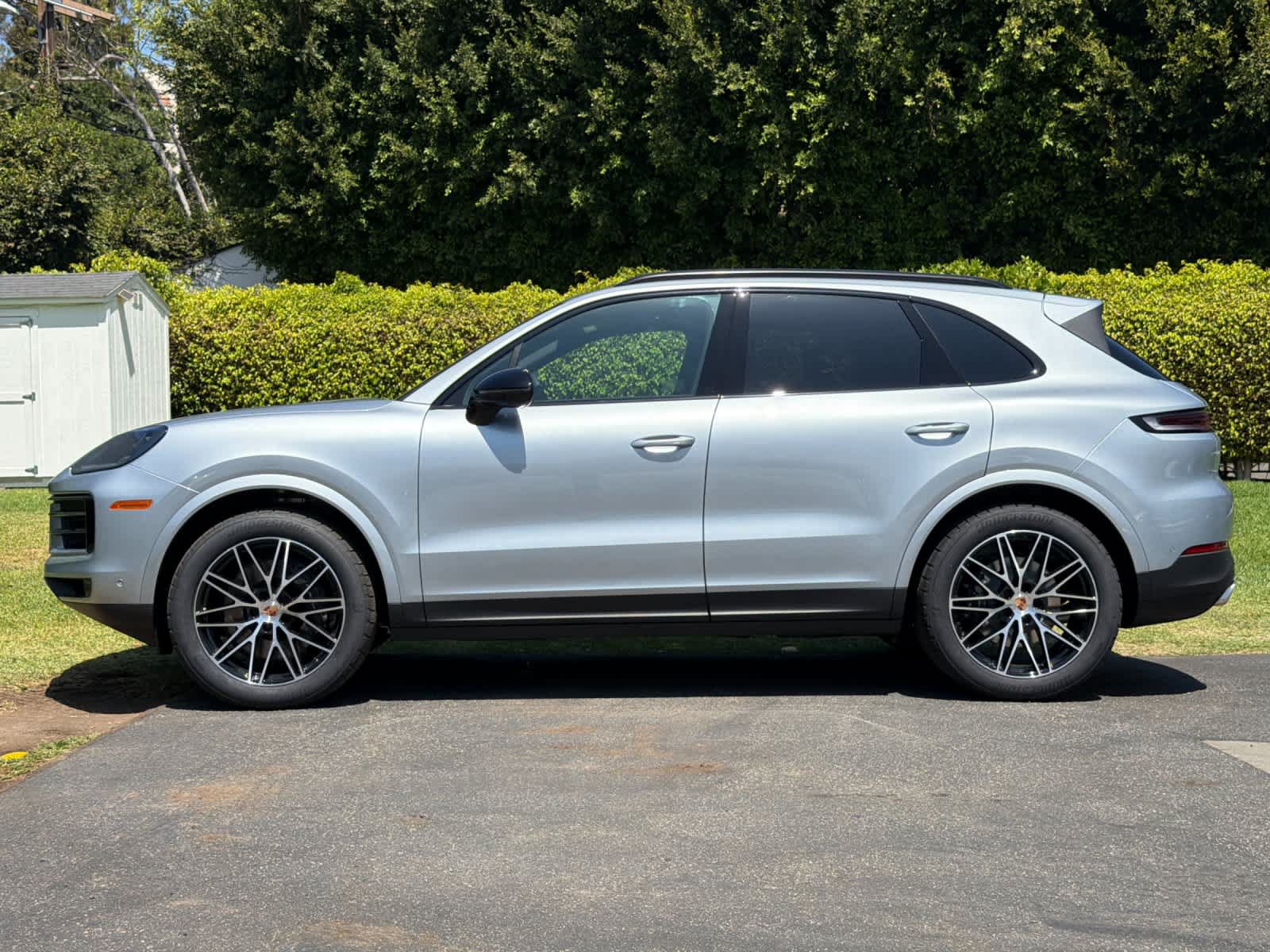 New 2026 Porsche Cayenne AWD/4WD image 2