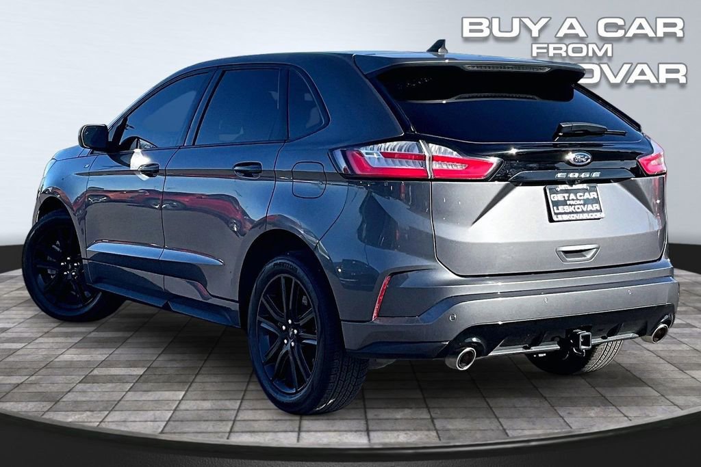 Used 2021 Ford Edge ST-Line w/ Class II Trailer Tow Package AWD/4WD image 2