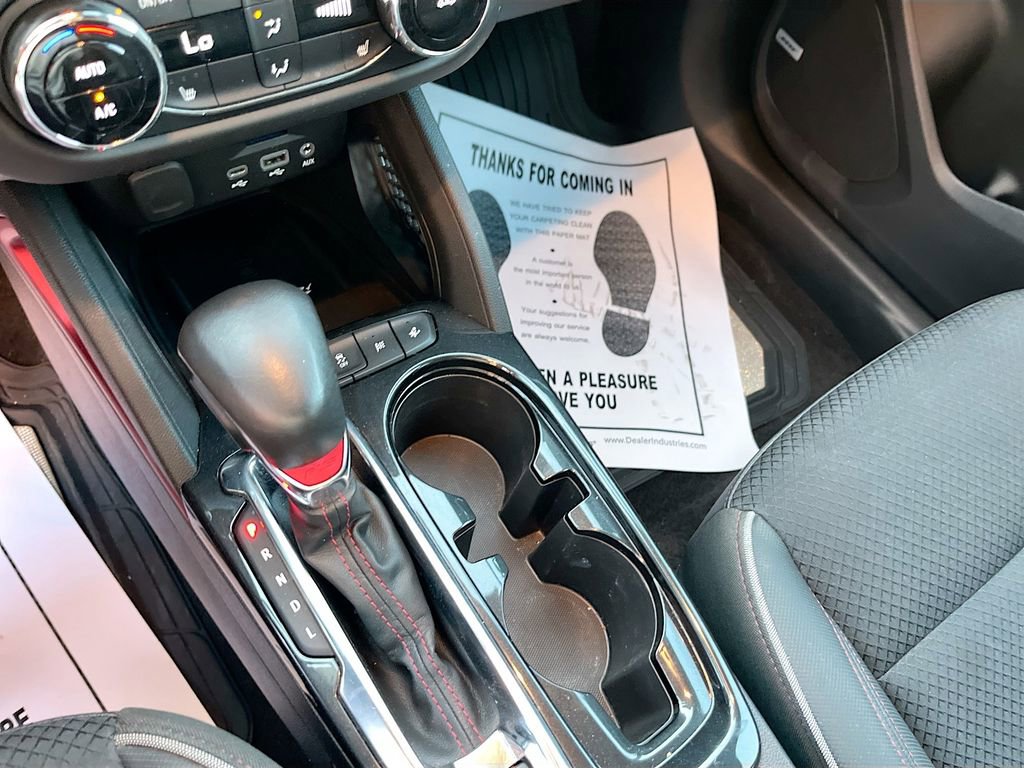 Used 2023 Chevrolet TrailBlazer RS w/ Sun and Liftgate Package image 16