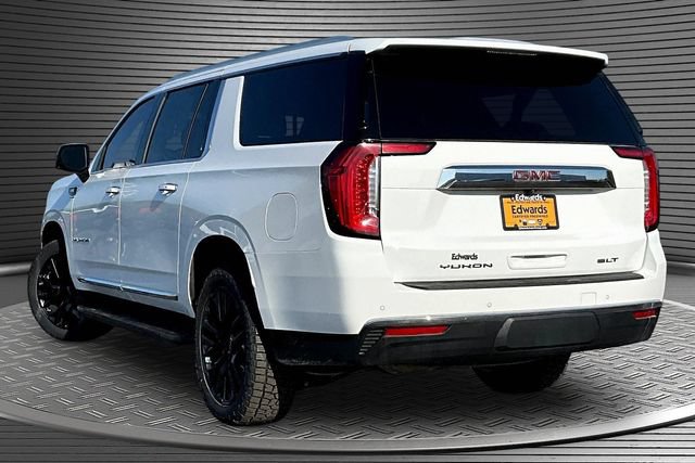 Used 2023 GMC Yukon XL SLT w/ SLT Premium Package AWD/4WD image 4