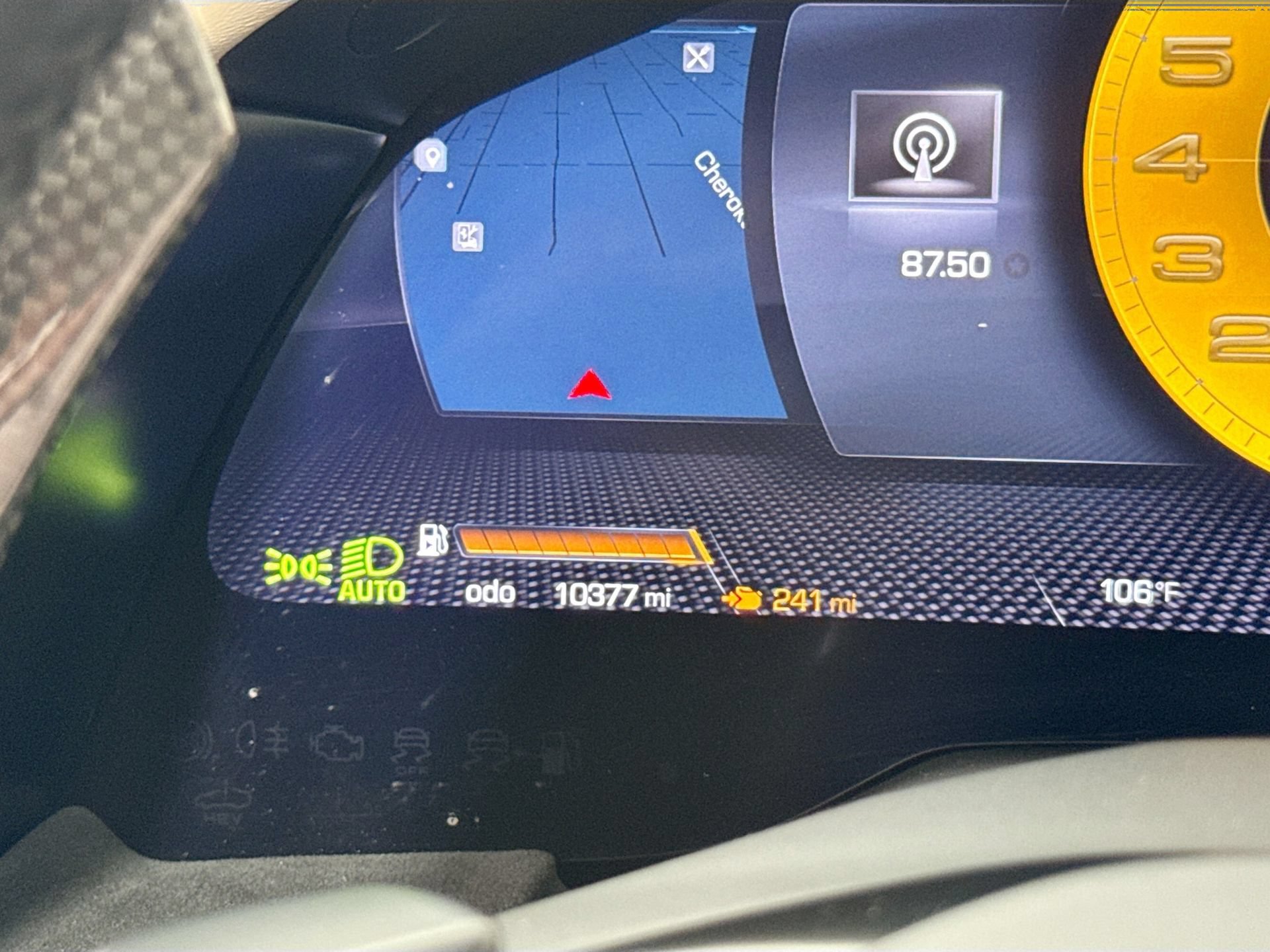 Certified 2021 Ferrari Roma RWD image 31