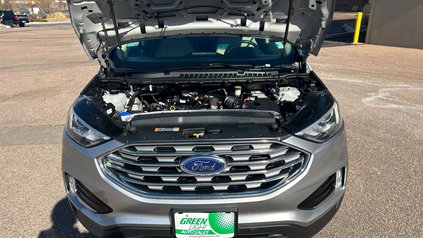 Used 2020 Ford Edge SEL image 11
