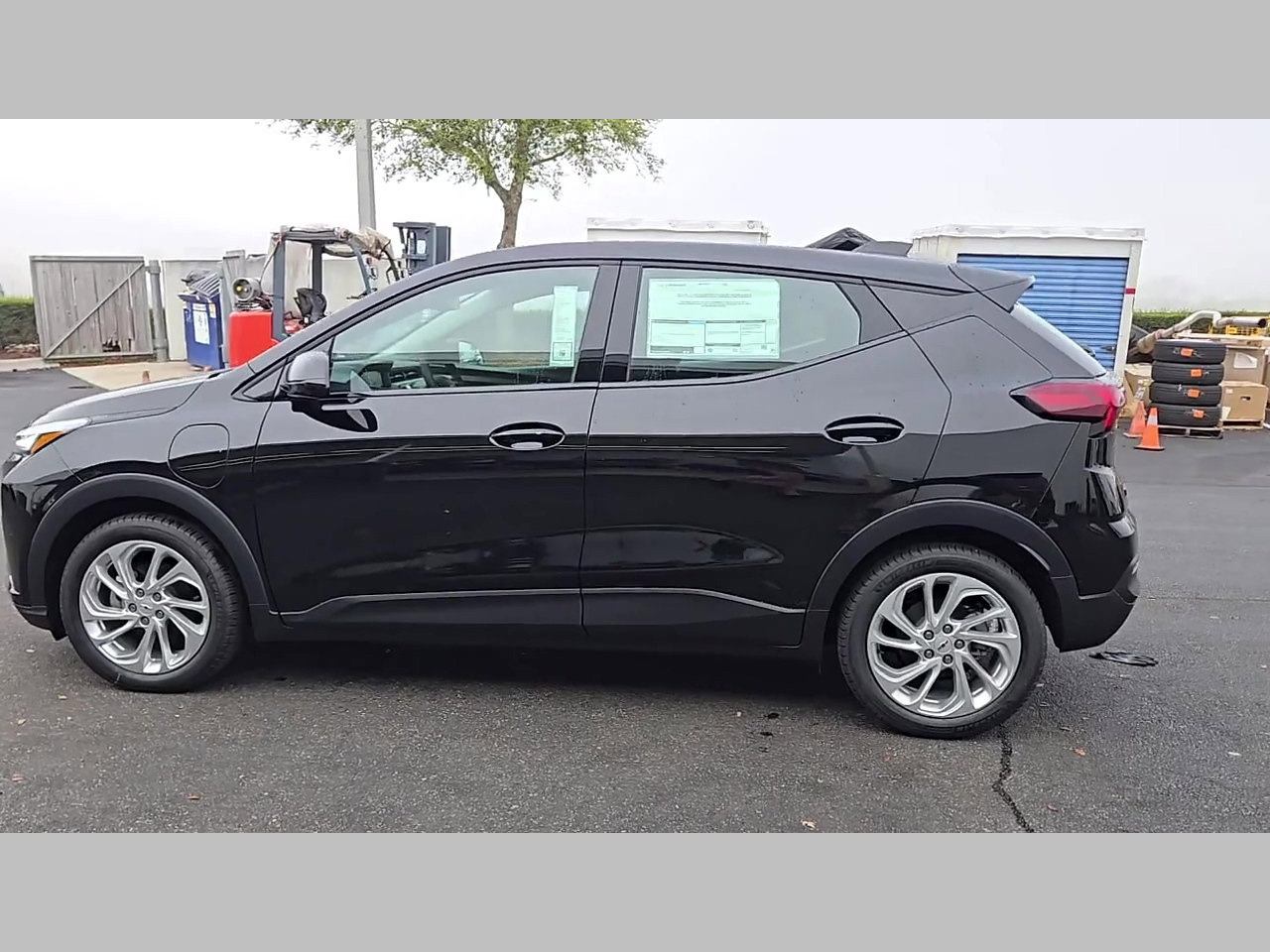 New 2027 Chevrolet Bolt LT w/ Comfort Package image 16