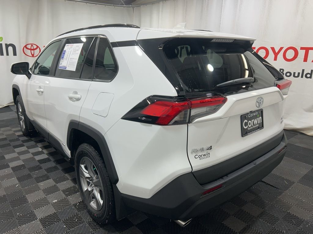 Used 2025 Toyota RAV4 XLE image 5