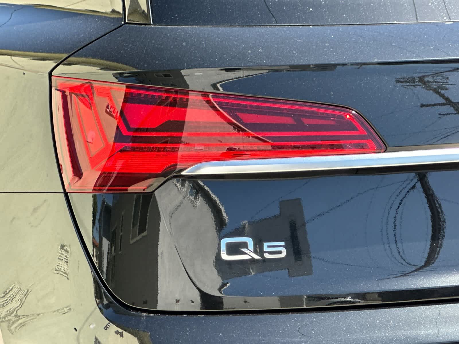 Used 2023 Audi Q5 2.0T Premium w/ Convenience Package AWD/4WD image 27