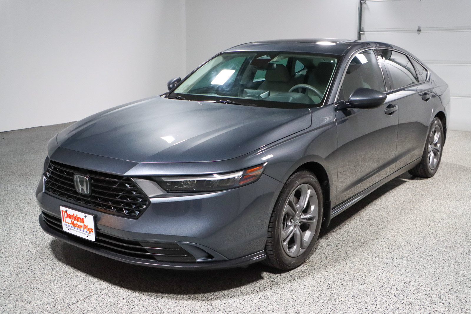 Used 2024 Honda Accord EX image 30