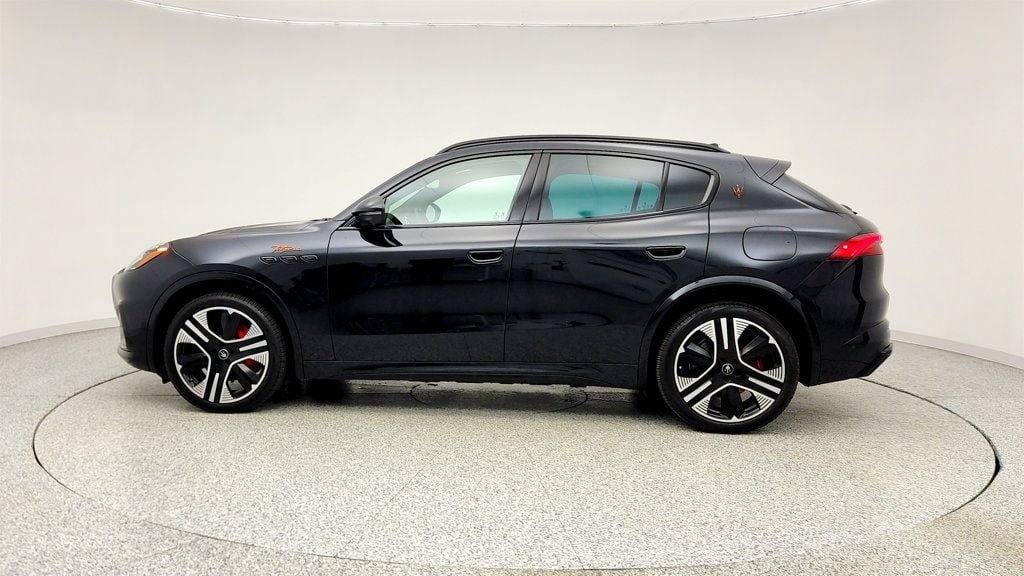 Used 2025 Maserati Grecale Folgore AWD/4WD image 8