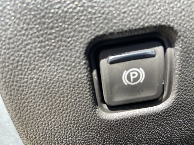 Used 2025 Chevrolet Blazer LT FWD image 40