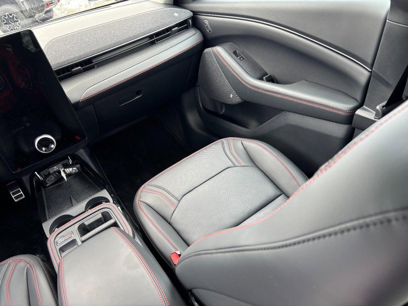 Used 2025 Ford Mustang Mach-E Premium w/ Sport Appearance Package image 15
