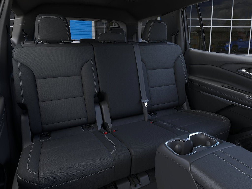 New 2027 Chevrolet Traverse LT w/ Midnight/Sport Edition FWD image 18