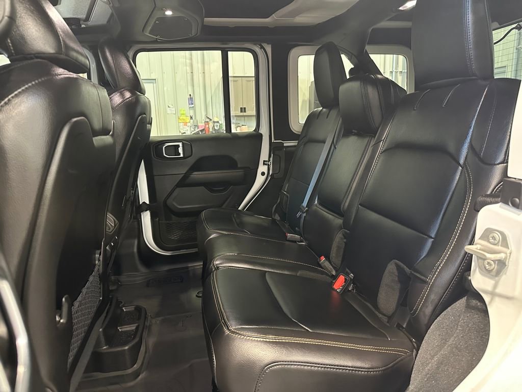 Used 2024 Jeep Wrangler Sahara w/ Technology Group image 28