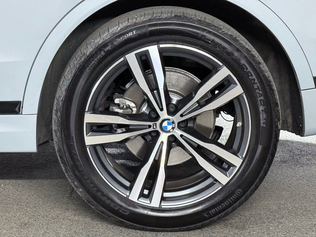 Used 2023 BMW X7 xDrive40i w/ M Sport Package image 12