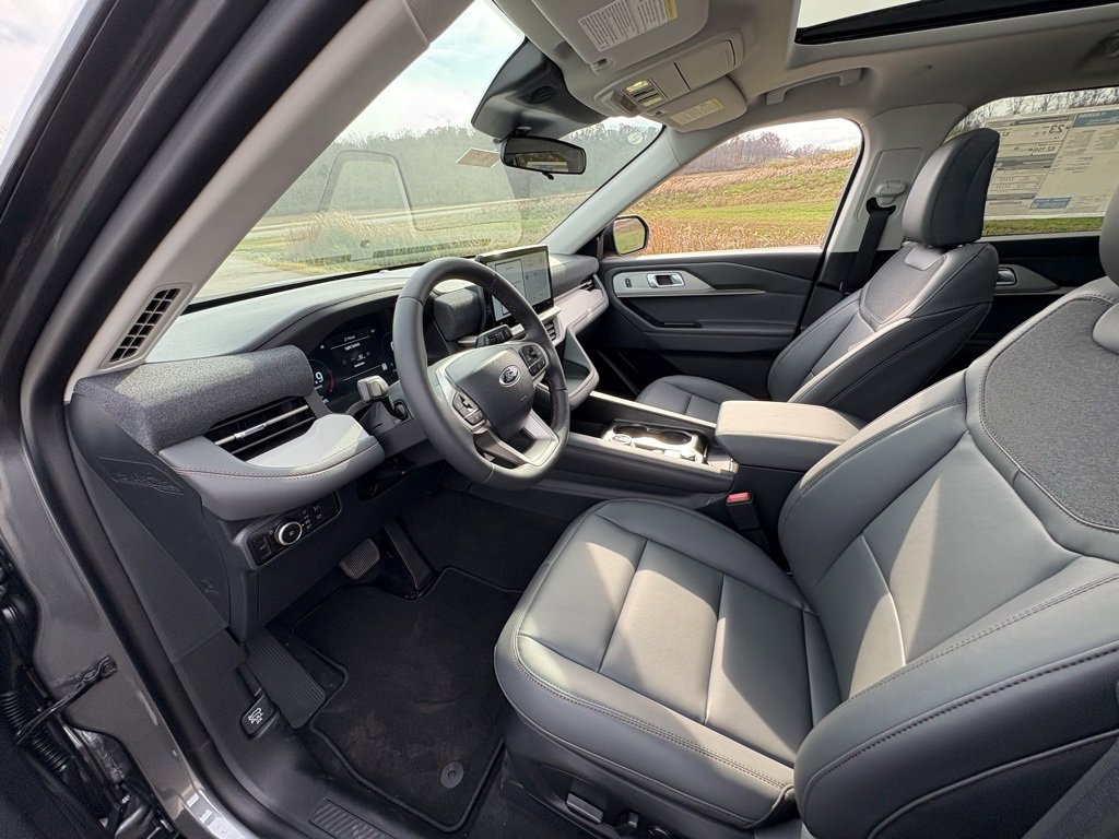 New 2026 Ford Explorer Active w/ Active Comfort Package image 42