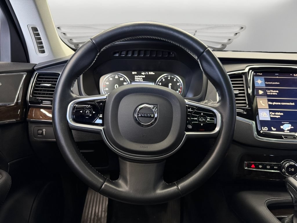 Used 2017 Volvo XC90 T6 Momentum w/ Vision Package AWD/4WD image 12