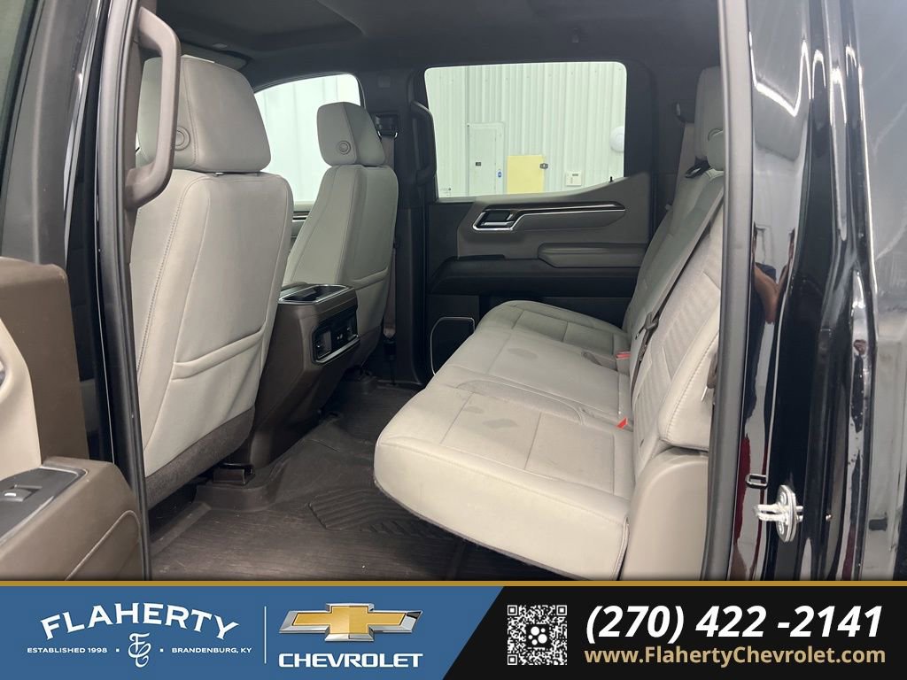 Used 2023 Chevrolet Silverado 1500 LT Trail Boss w/ Convenience Package II image 11