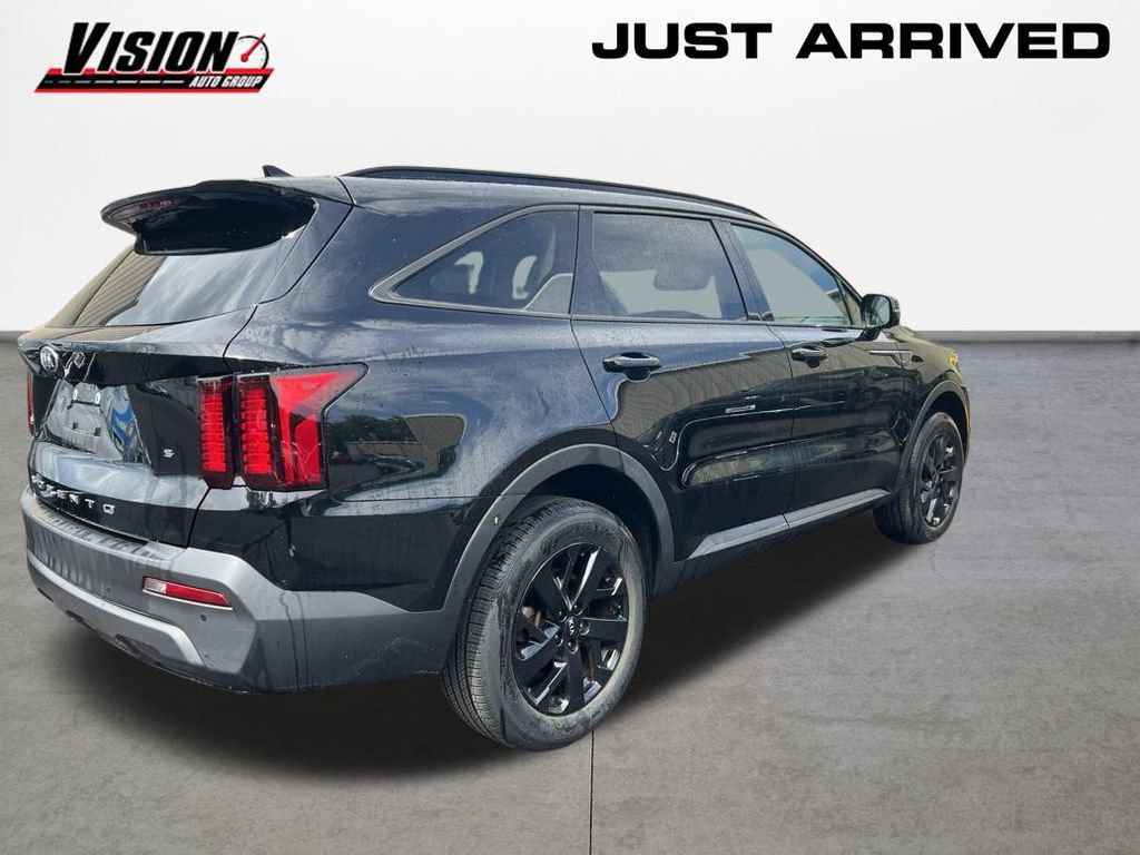 Used 2021 Kia Sorento S AWD/4WD image 4