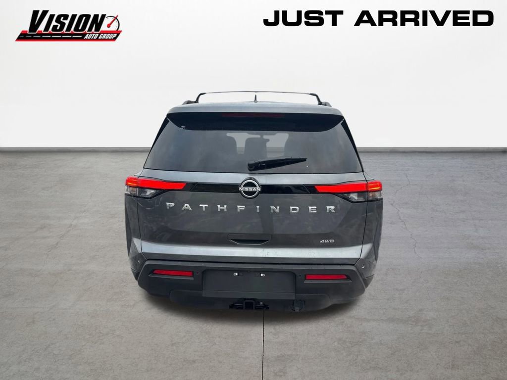 New 2025 Nissan Pathfinder SV w/ SV Premium Package image 6