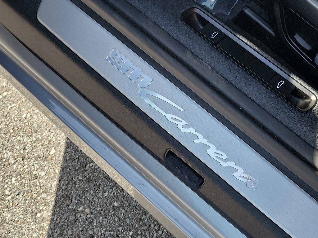 Certified 2025 Porsche 911 Carrera RWD image 27