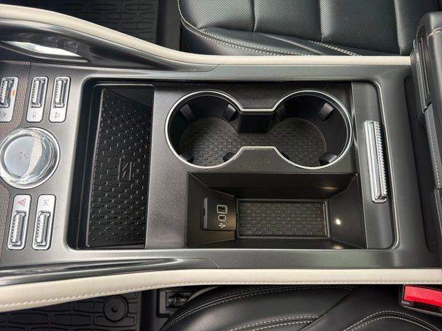 Certified 2024 Lincoln Nautilus Premier w/ Equipment Group 102A image 31