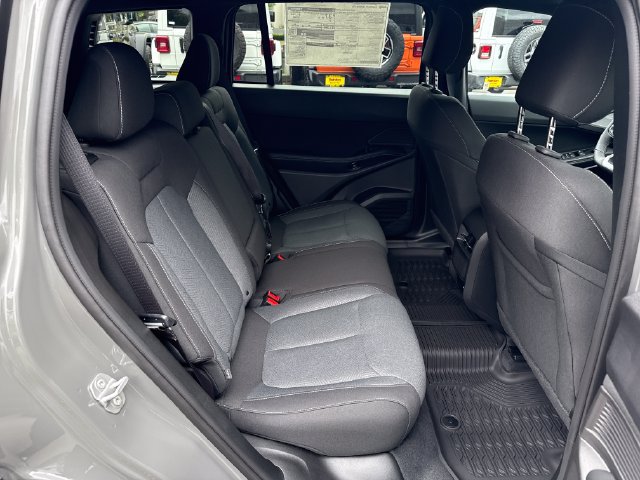 New 2026 Jeep Cherokee Laredo AWD/4WD image 10