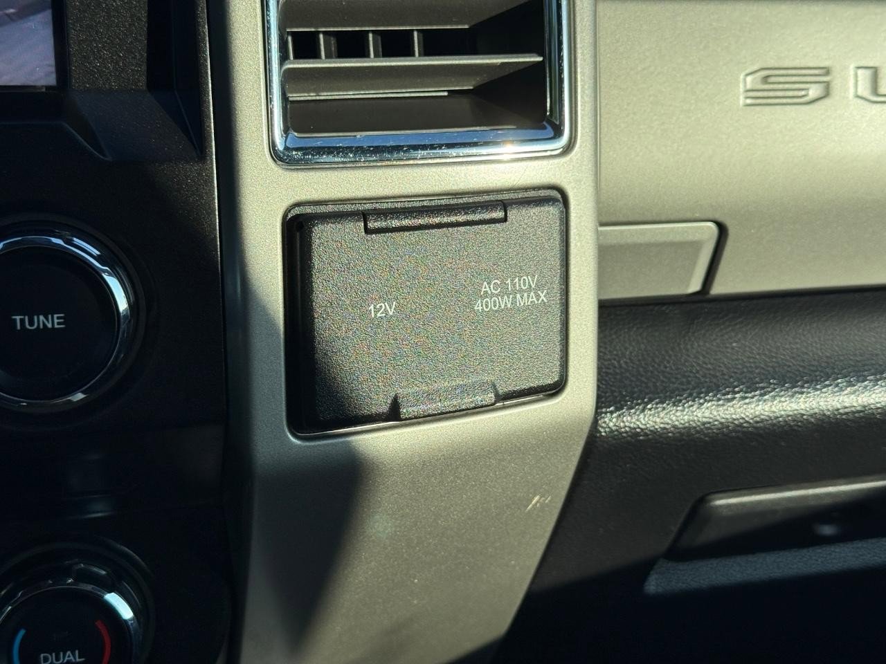 Used 2017 Ford F350 Lariat w/ Lariat Value Package image 20