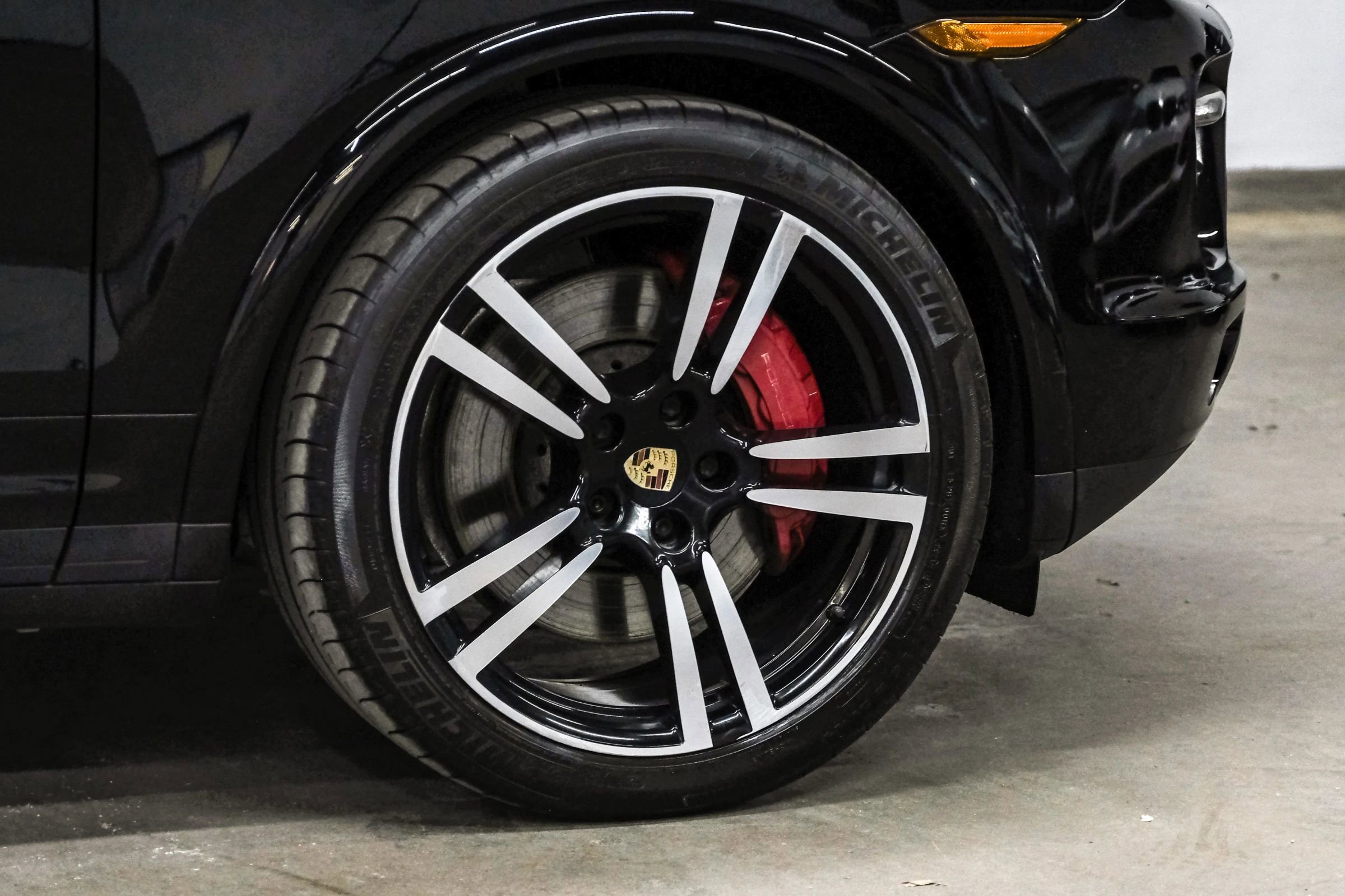 Used 2014 Porsche Cayenne Turbo S AWD/4WD image 59