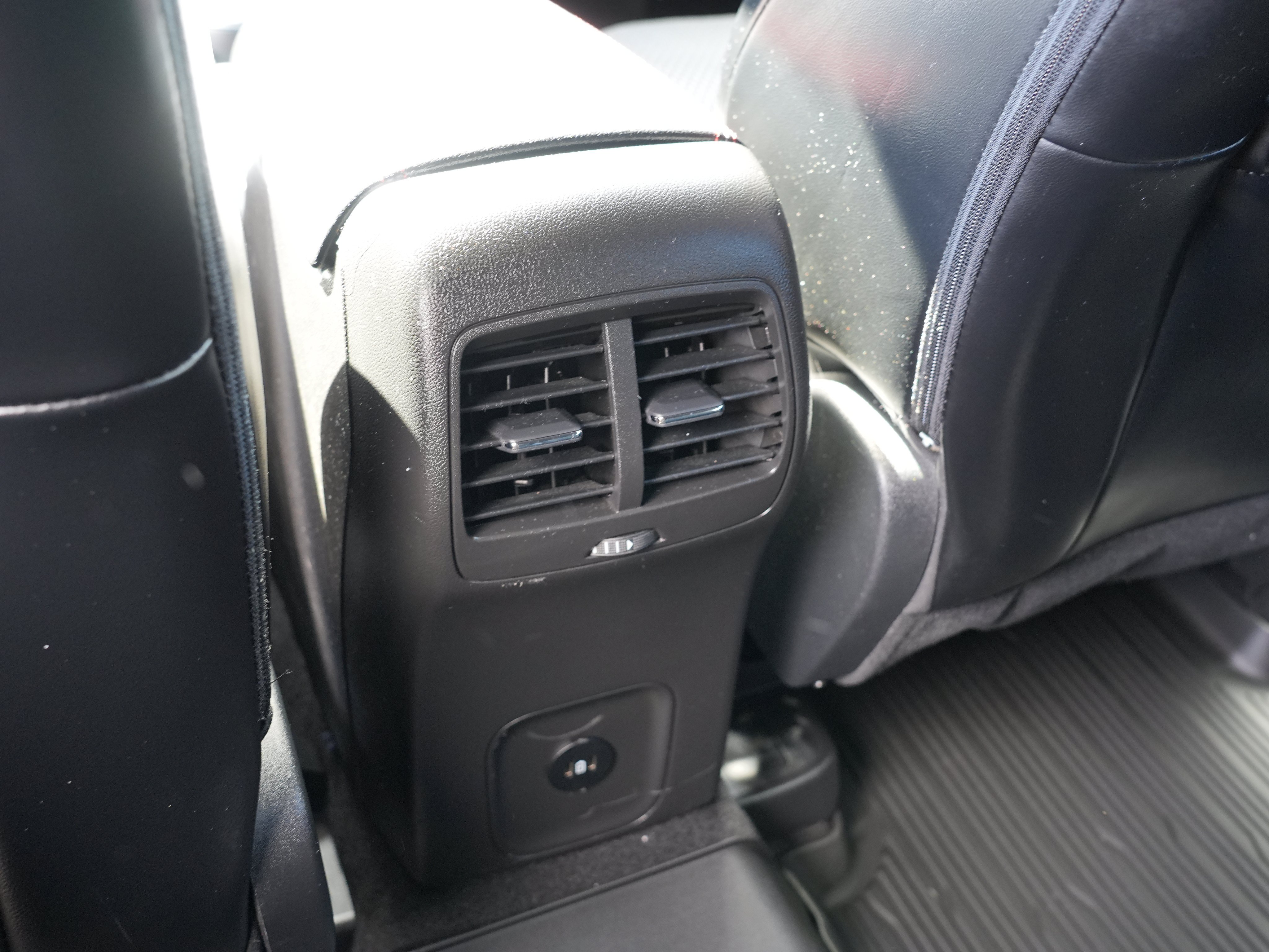 Used 2024 Ford Escape ST-Line w/ Tech Pack #1 AWD/4WD image 28