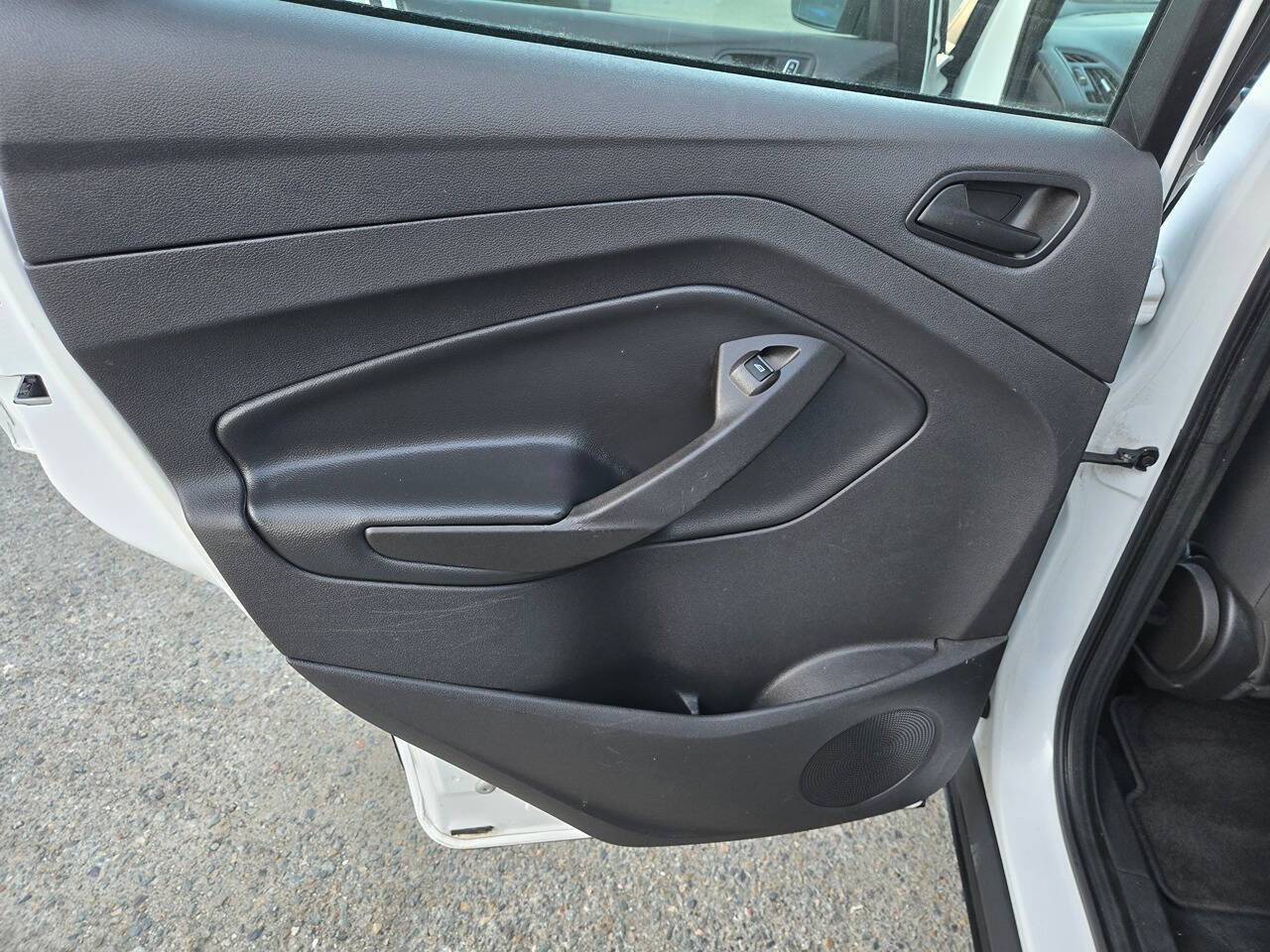 Used 2015 Ford Escape S FWD image 23