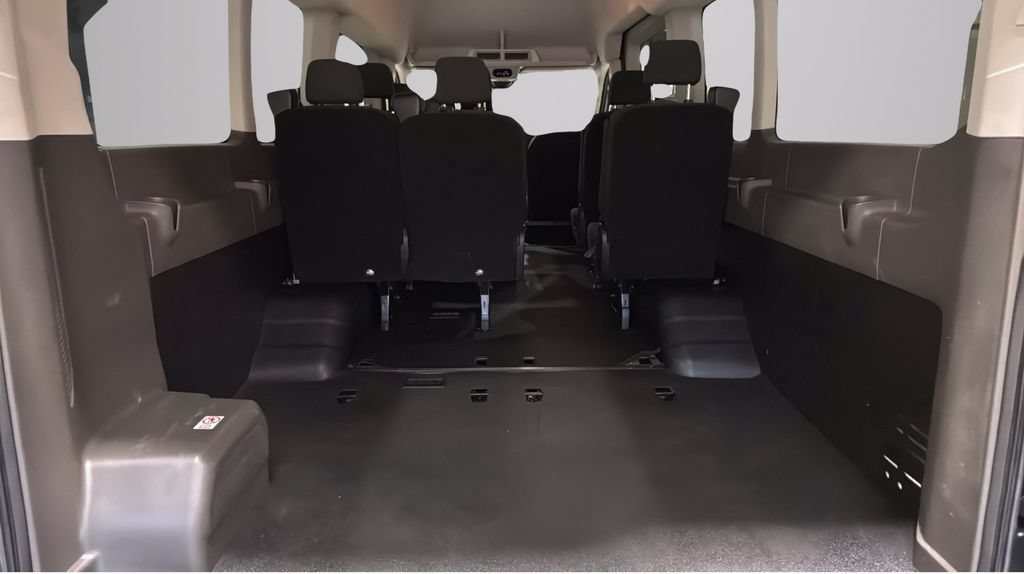 Used 2020 Ford Transit 350 XLT RWD image 7