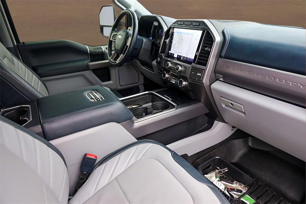 Used 2022 Ford F350 Limited image 25