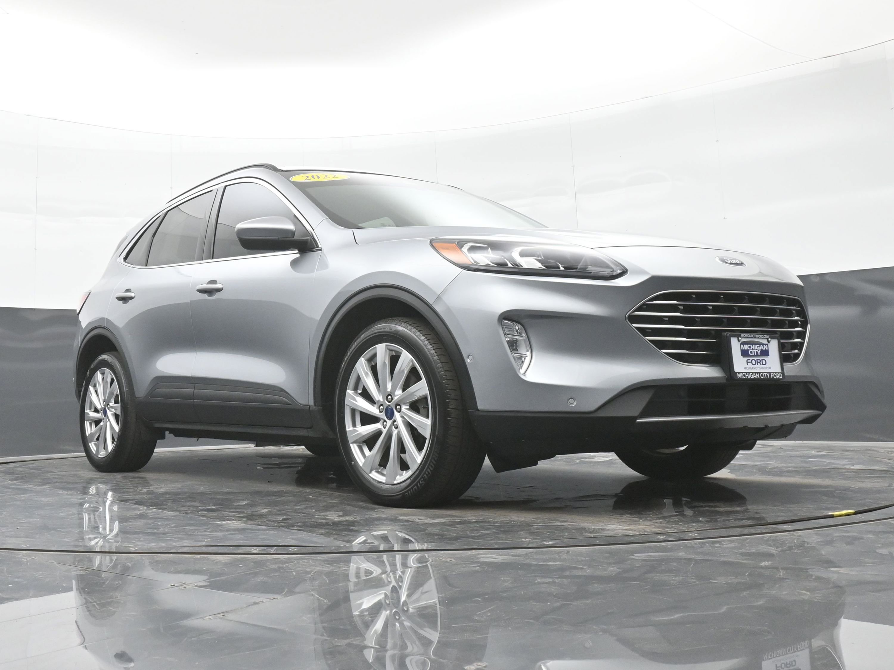 Used 2022 Ford Escape Titanium w/ Titanium Elite Package image 38