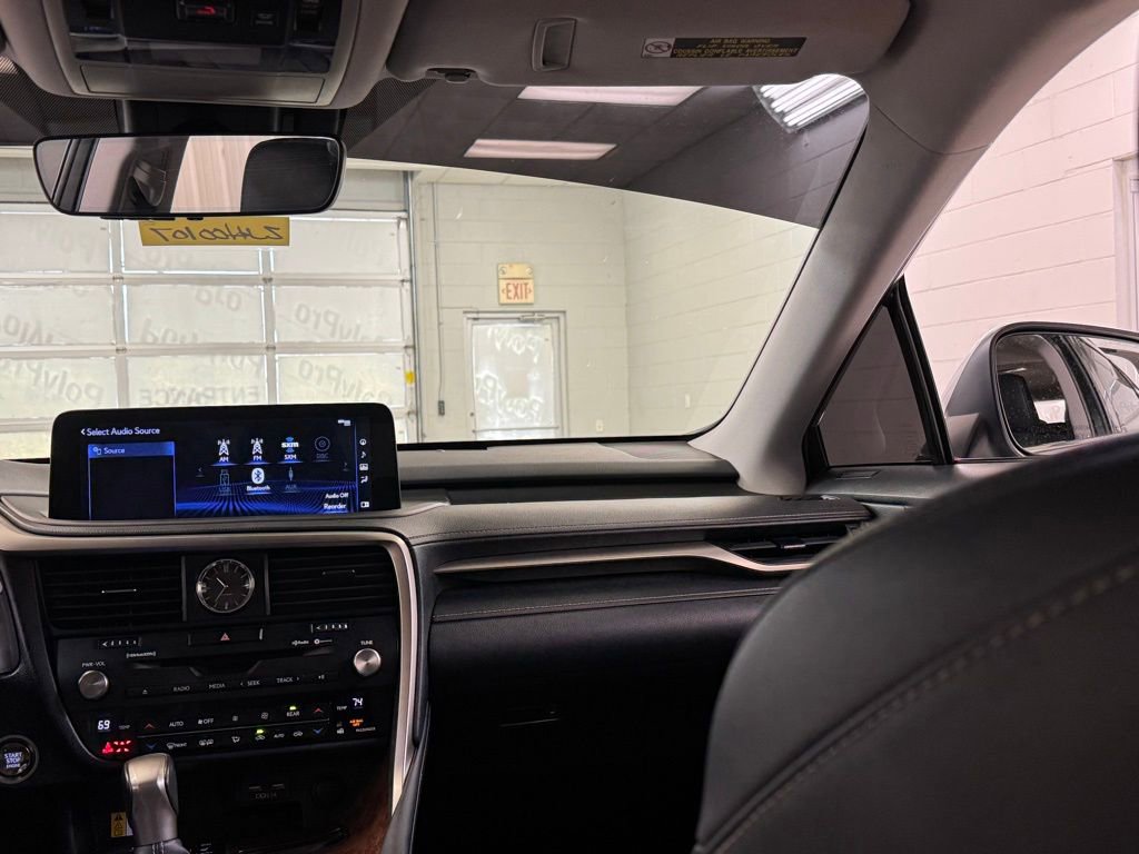 Used 2022 Lexus RX 350L Premium w/ Premium Package AWD/4WD image 22